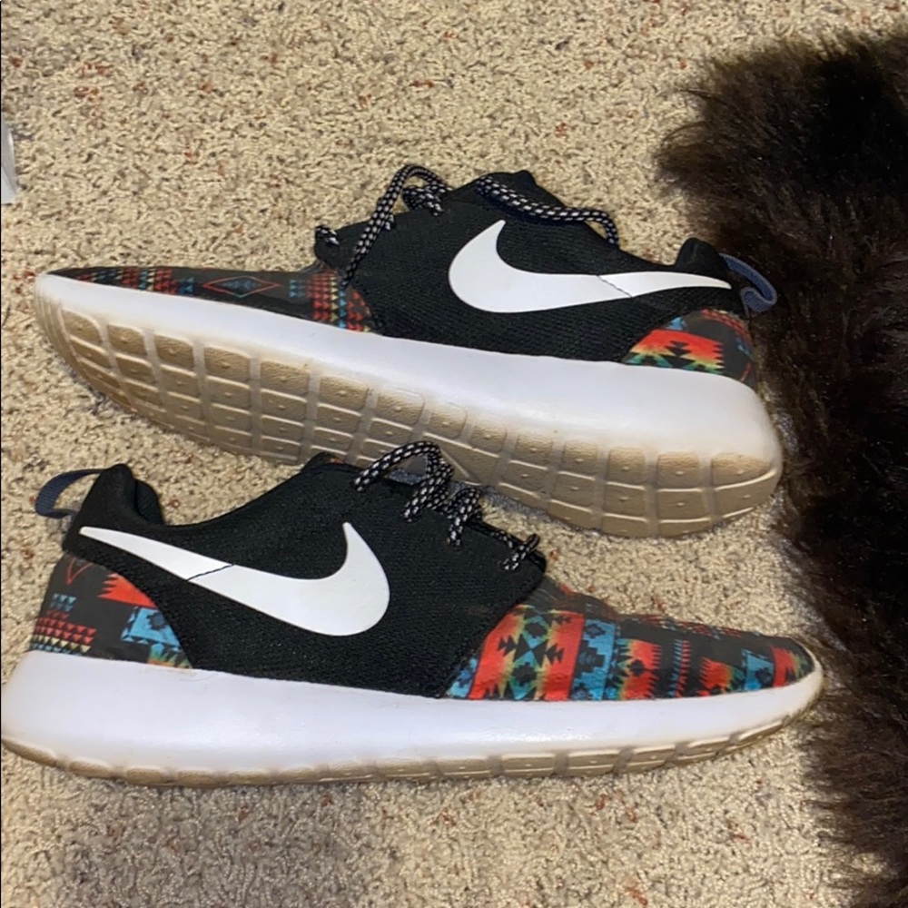 Custom Aztec Nike Roshe